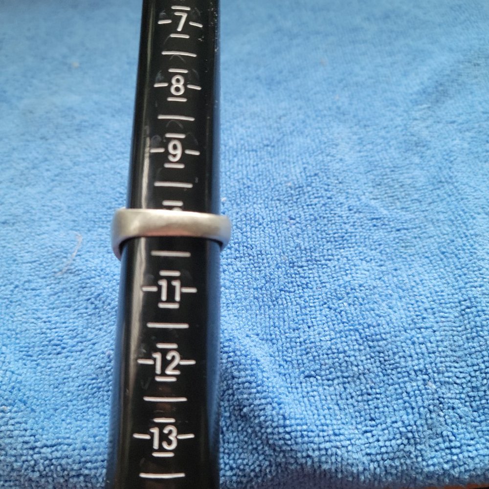 Skull Ring - image 3